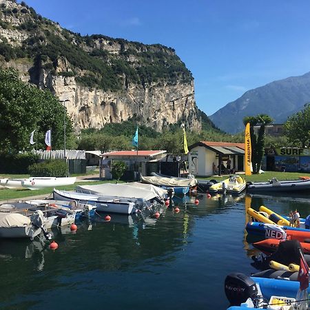 Outdooredo Garda Torbole Torbole Sul Garda Esterno foto