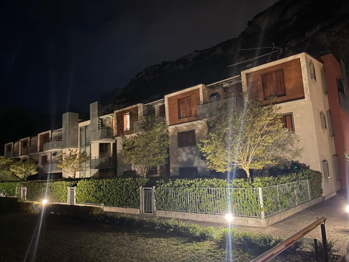 Outdooredo Garda Torbole Torbole Sul Garda Esterno foto